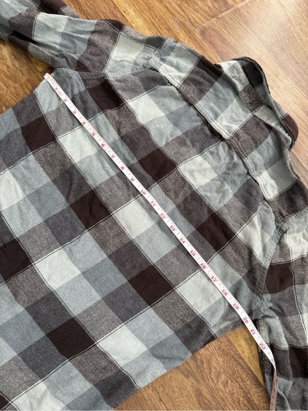 Hollister Brown and Gray Plaid Button-Down Shirt - Picture 6 of 8